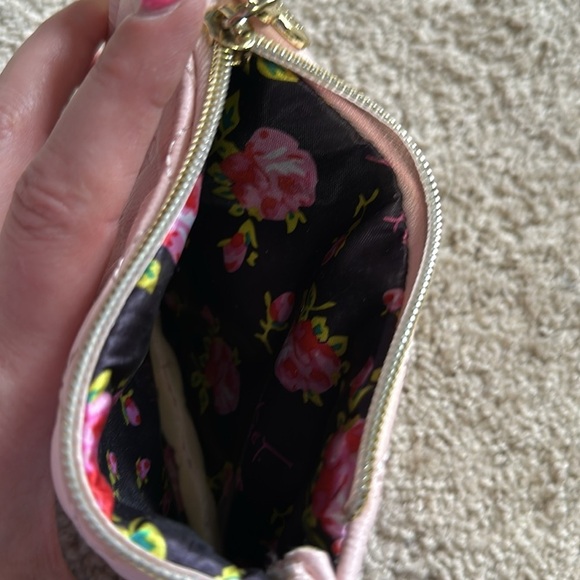 Betsy Johnson Pink Quilted Wristlet - Picture 6 of 6